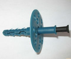 保溫釘——建筑保溫的堅實后盾 從安平縣勝航金屬絲網制品廠看產業發展